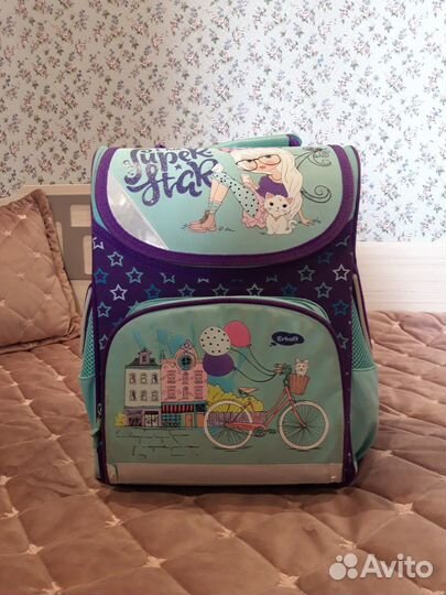 Школьный рюкзак
