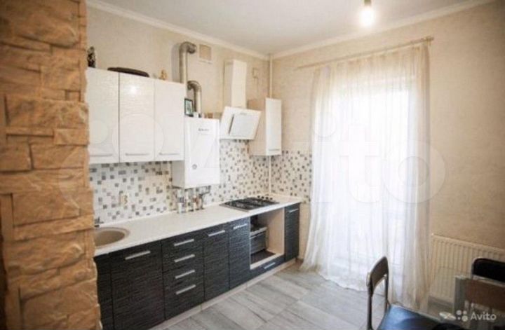 1-к. квартира, 40 м², 2/3 эт.