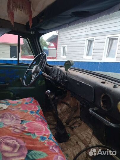 Запчасти на газ 52