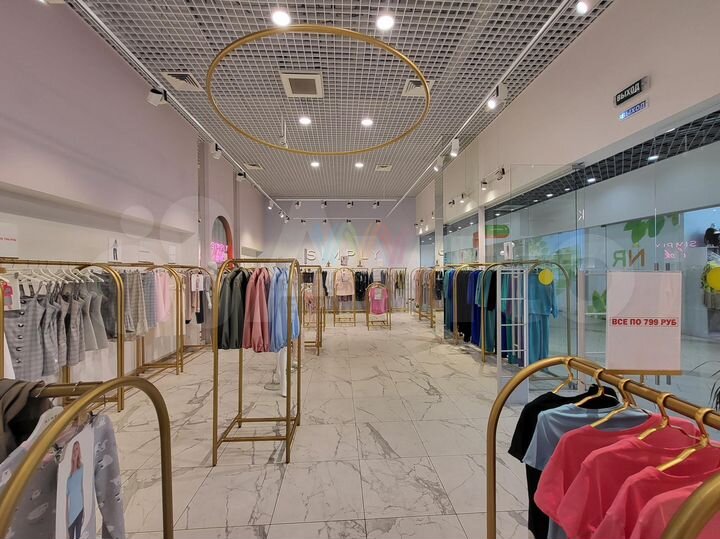 Бутик 117 кв.м. в ТЦ 