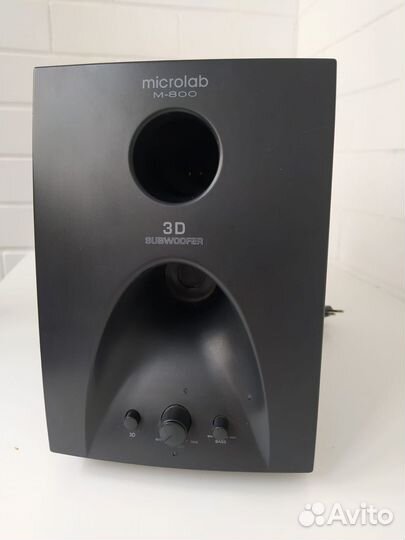 Сабвуфер и колонки Microlab M800