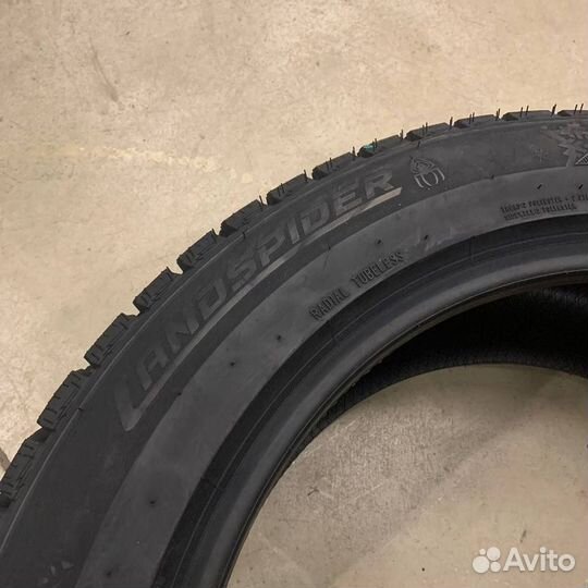 Landspider Arctictraxx 255/40 R20 T