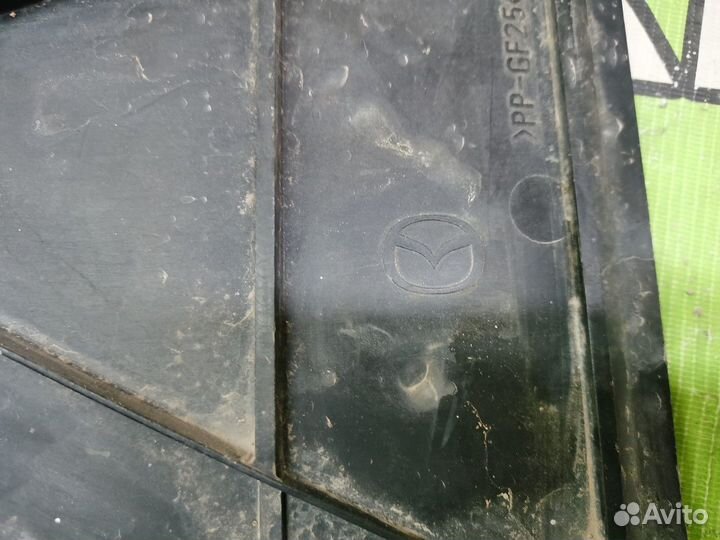 Диффузор вентилятора Mazda 5