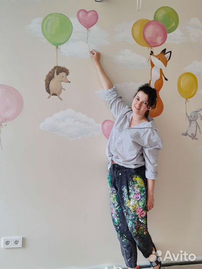 Роспись стен в детской комнате