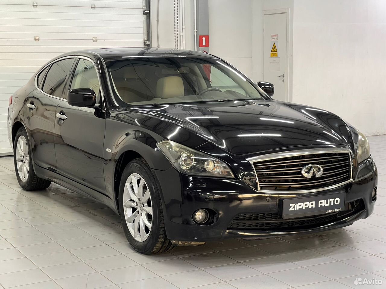 Infiniti M37 3.7 AT, 2011, 234 158 км