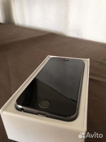 iPhone 5S, 16 ГБ