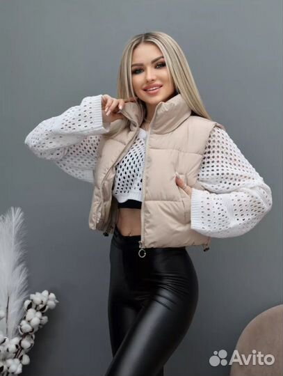 Жилетка женская цена за все 3 шт