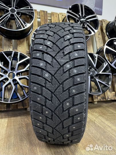Landsail Ice Star IS37 225/65 R17 102T