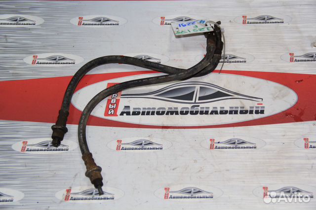 Тормозной шланг перед c Toyota Mark II Wagon Blit