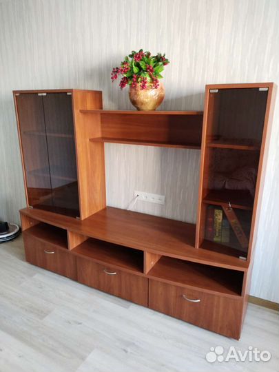 Стенка в гостиную бу