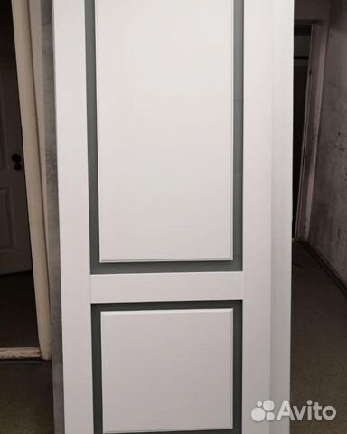 Дверь спарящей филенкой