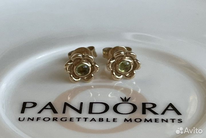 Золотые серьги Pandora