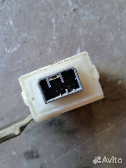 Блок управления двери Honda Inspire