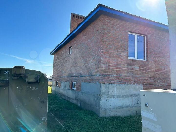 Дом 201 м² на участке 6,4 сот.