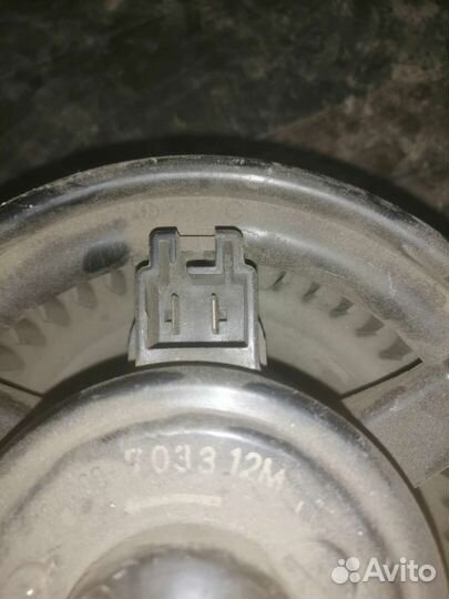 Моторчик печки тойота кроун Toyota crayn