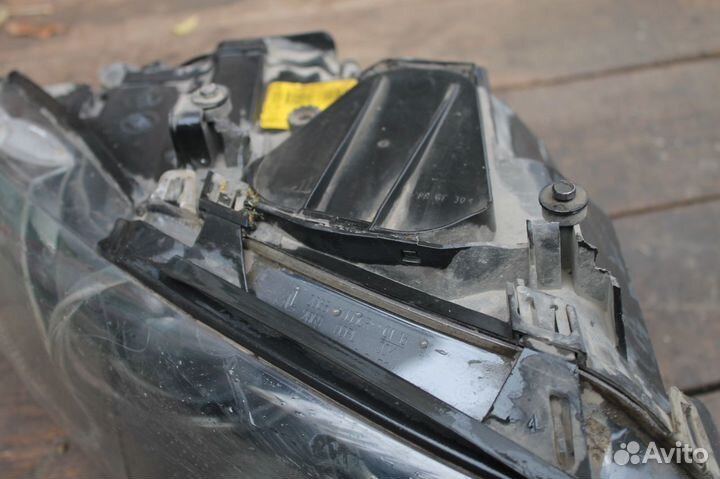 Бмв 3 серия Е 92 335i фара правая