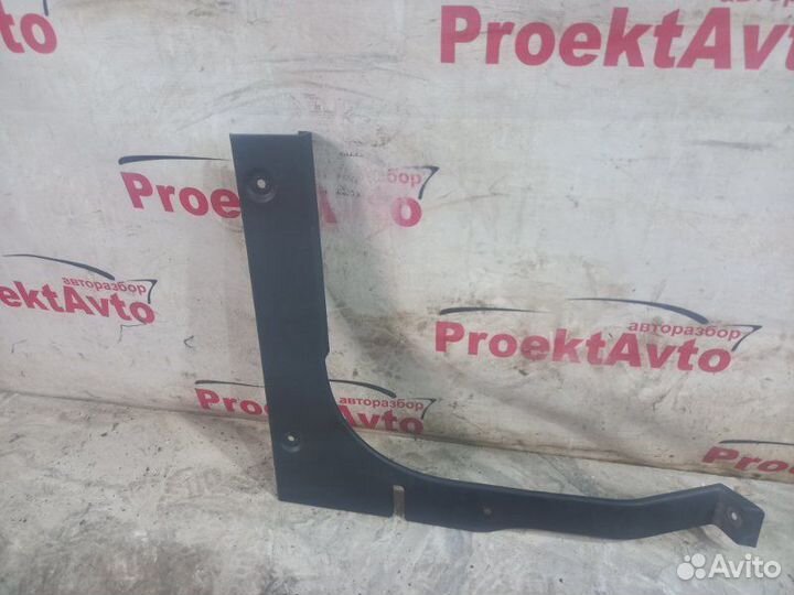 Пластик салона задний правый Hyundai Solaris 2