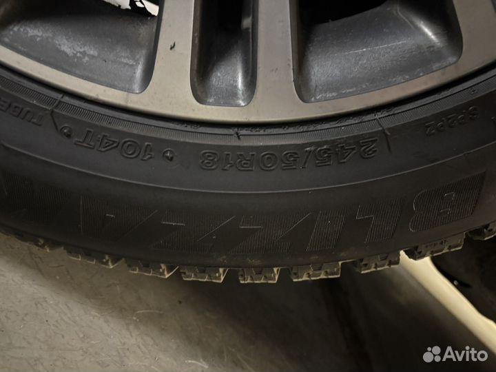 Bridgestone Blizzak 6 245/50 R18 104T