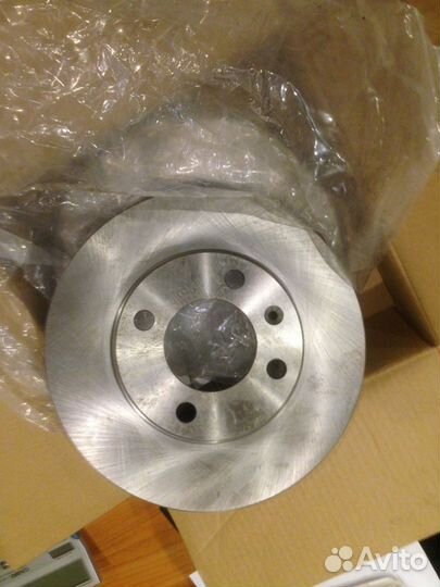 Передние тормозные диски VW Golf 2 Jetta 2