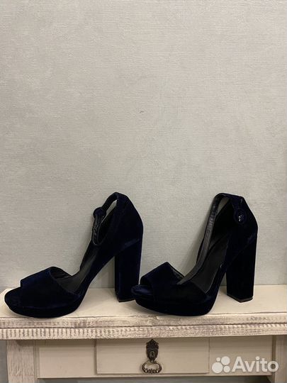 Туфли бархатные 38,5