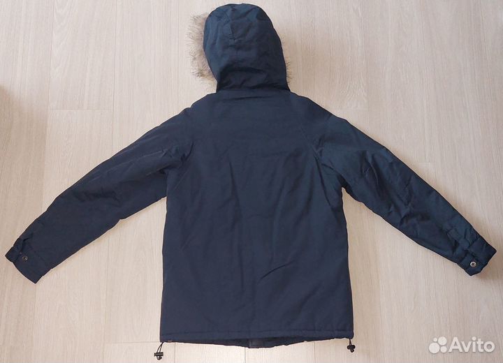 Куртка Аляска фирмы Pull&Bear