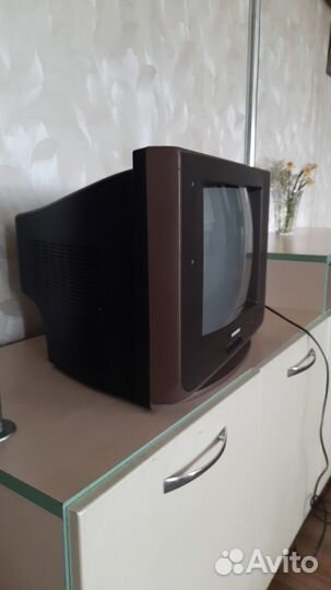 Телевизор цветной с пультом