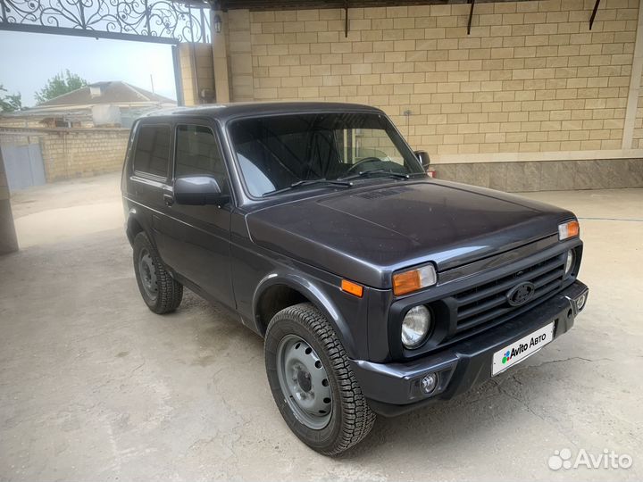 LADA 4x4 (Нива) 1.7 МТ, 2017, 126 000 км