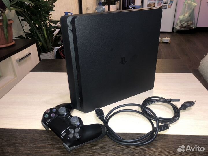Sony PS4 Slim 1Tb
