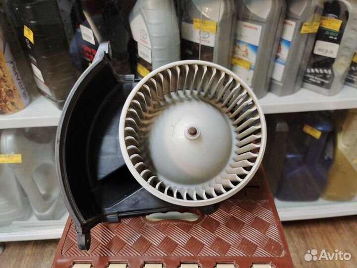 Мотор отопителя master III / kangoo II