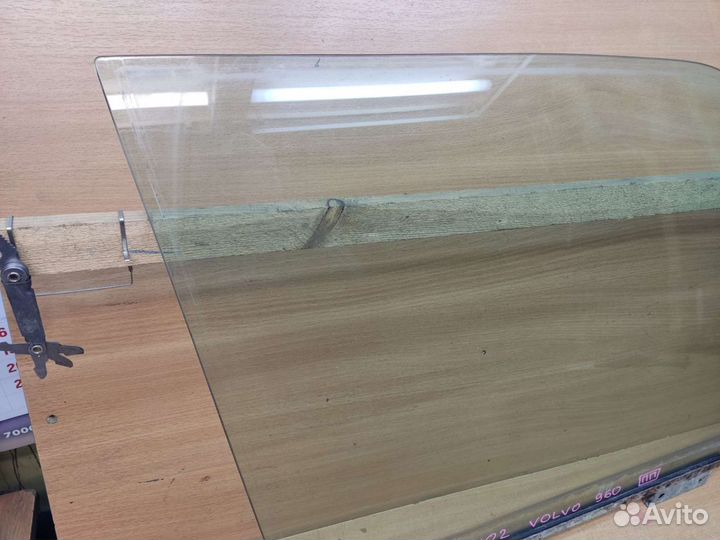 Стекло переднее правое, Volvo 960