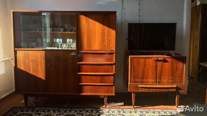 Сервант старинный