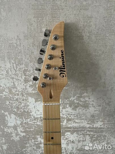 Электрогитара