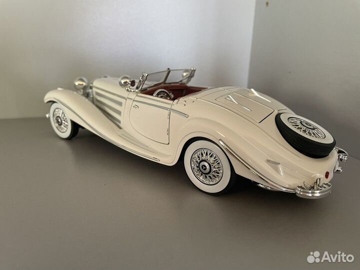 Коллекционная машинка Mercedes-Benz 500K 1:24