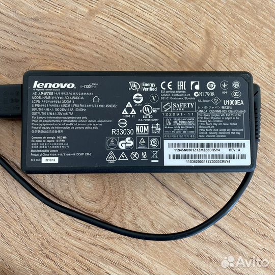 Зарядка, блок питания Lenovo 135w