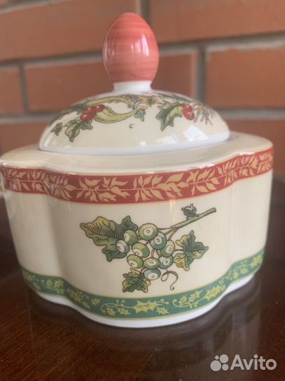 Шкатулка и тарелка Villeroy&Boch