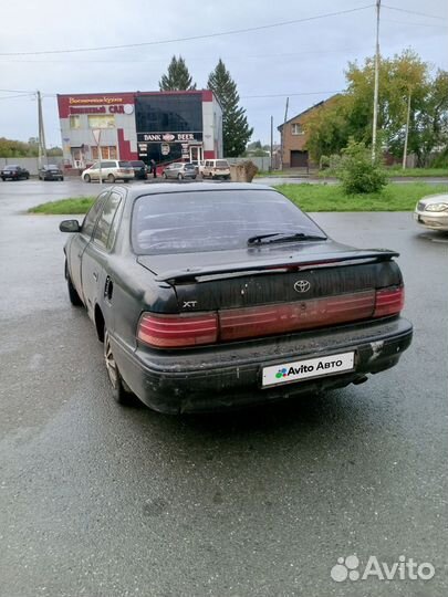 Toyota Camry 1.8 AT, 1993, 300 000 км