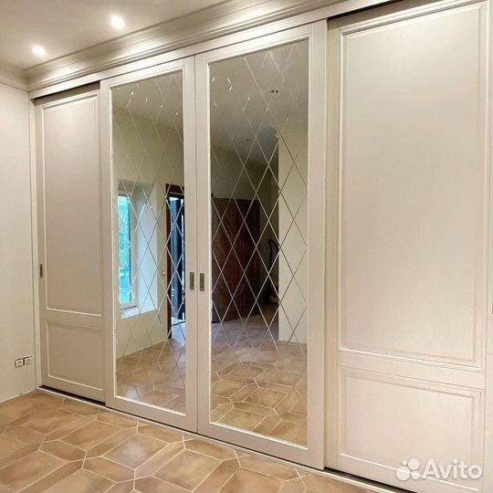 Шкаф стенка