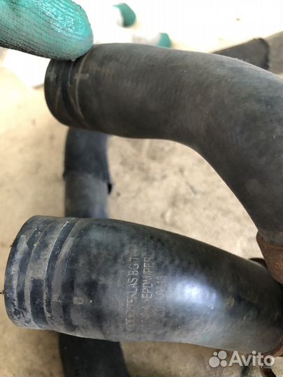 Патрубок радиатора Skoda Octavia A7 5Q0122049A