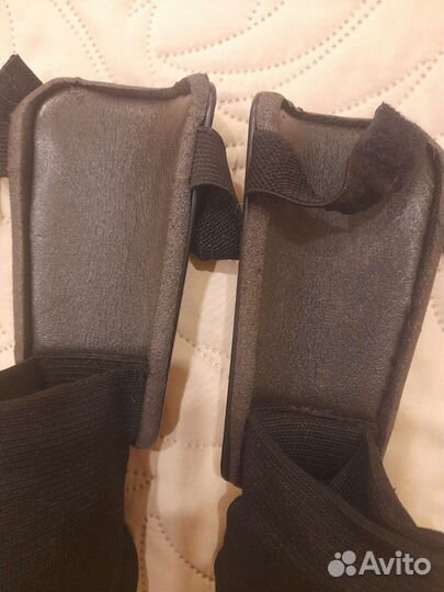 Щитки футбольные детские kipsta б/у