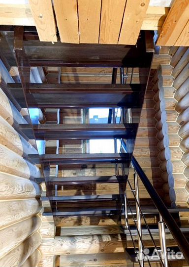 Каркас лестницы из металла