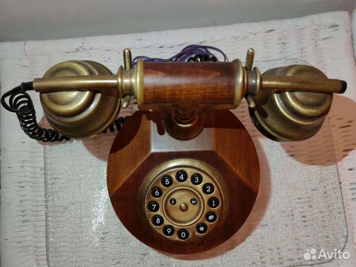Ретро телефон Италия