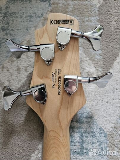 Бас гитара cort