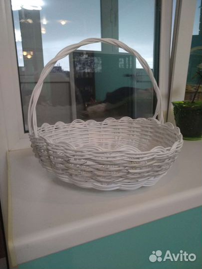 Корзинка из ротанга