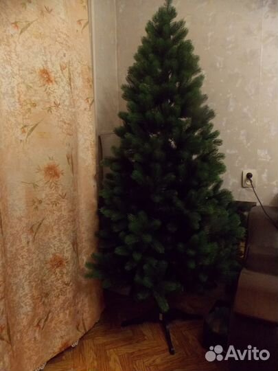 Елку искусственную, высота 180см