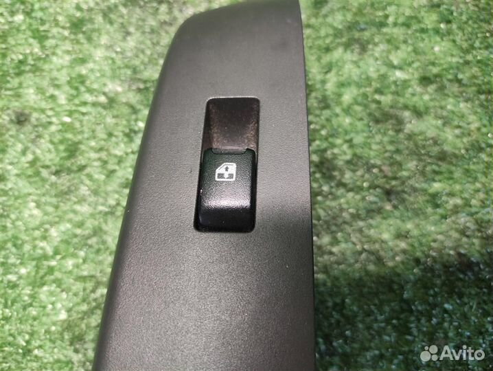 Кнопка стеклоподъемника Chevrolet Spark (M300) 20