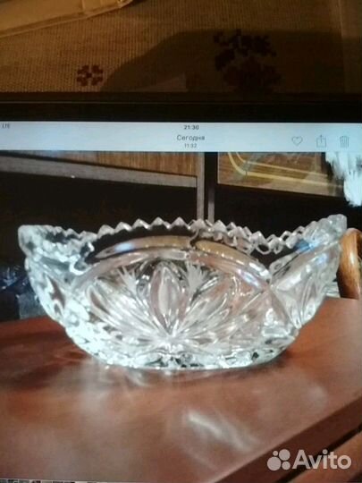 Хрустальная ваза