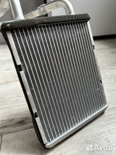 Радиатор печки 10-35198-SX Kia Cerato