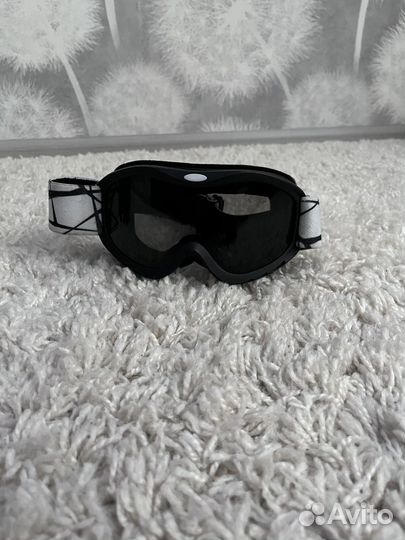 Горнолыжные очки