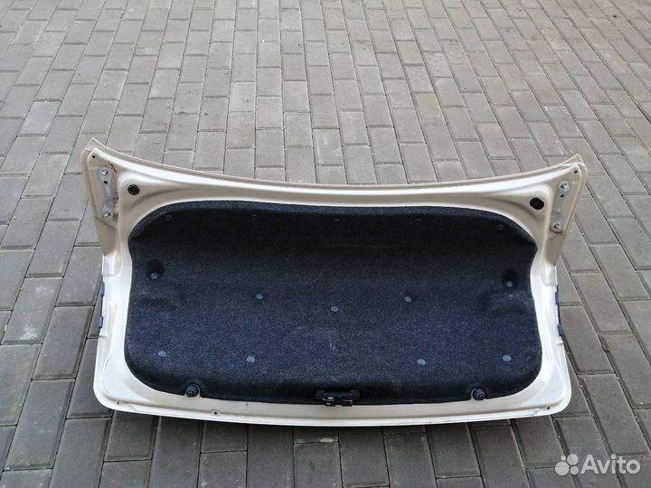 Крышка багажника Мазда 3 BK Седан