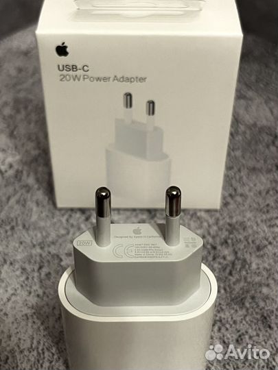 Адаптер Apple 20W (новый)